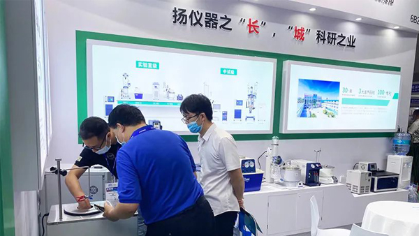 【展會(huì)現(xiàn)場(chǎng)】中國(guó)高等教育博覽會(huì)鄭州長(zhǎng)城科工貿(mào)歡迎您！